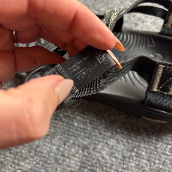 CHACO Women’s Z/Cloud X2 Sandals Black/White Water Shoe Outdoor size: 8 - Picture 5 of 11